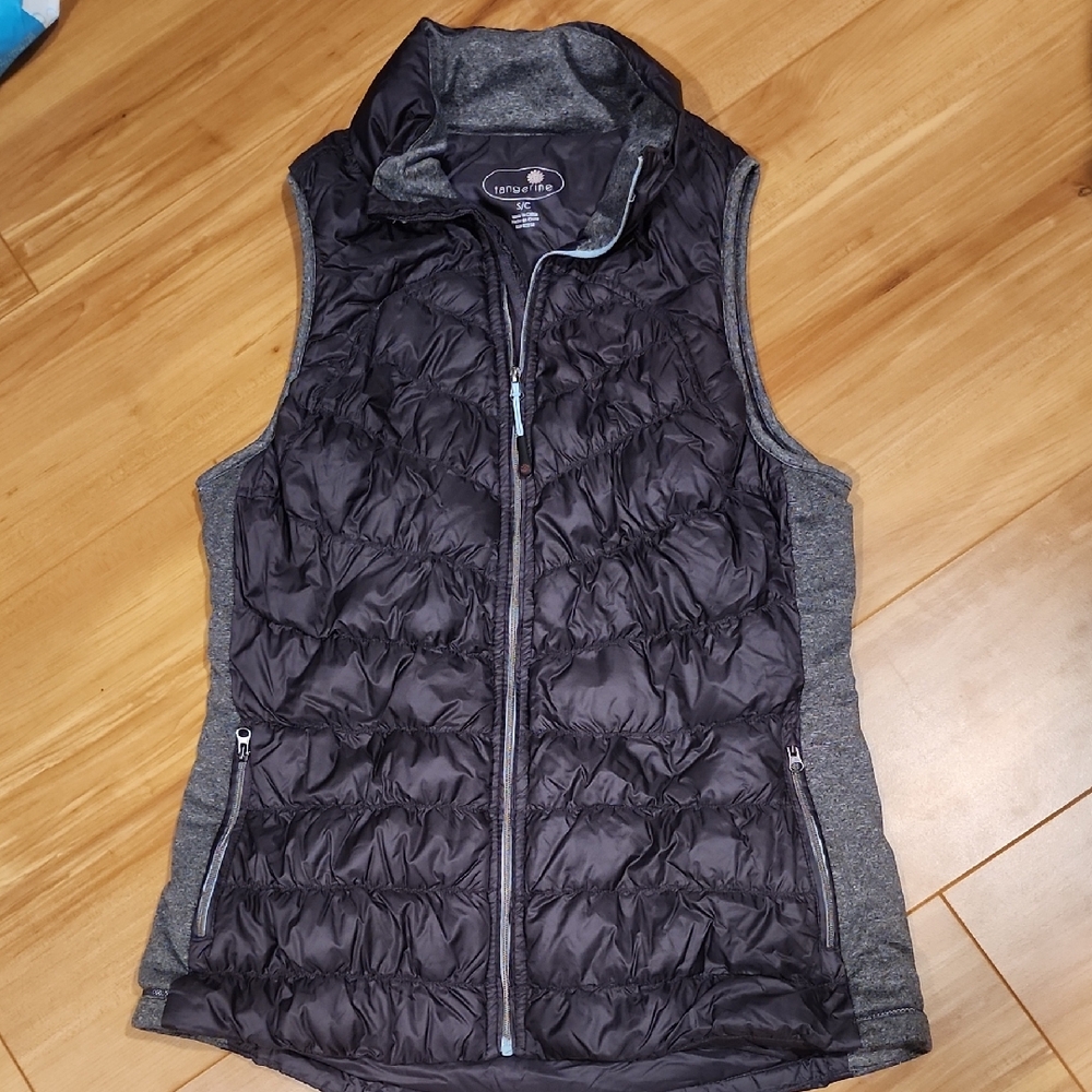 Tangerine Dark Gray Puffer Vest- Small